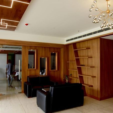 Hotel Emerald Palace Kottiyam Extérieur photo
