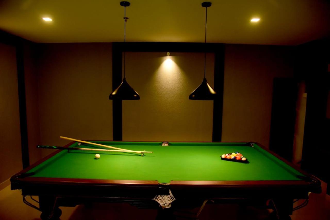 Hotel Emerald Palace Kottiyam Extérieur photo